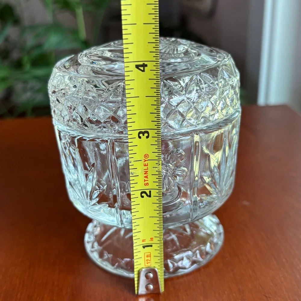 Avon Fostoria Floral Daisy Compote Clear Glass Covered Trinket Boudair Jar